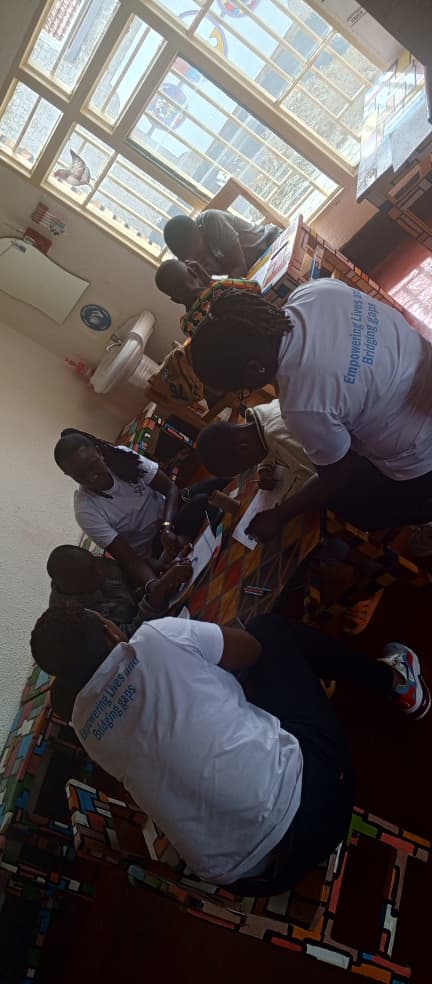 Group learning activity with children and teacher