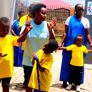 Children with autism dancing drama